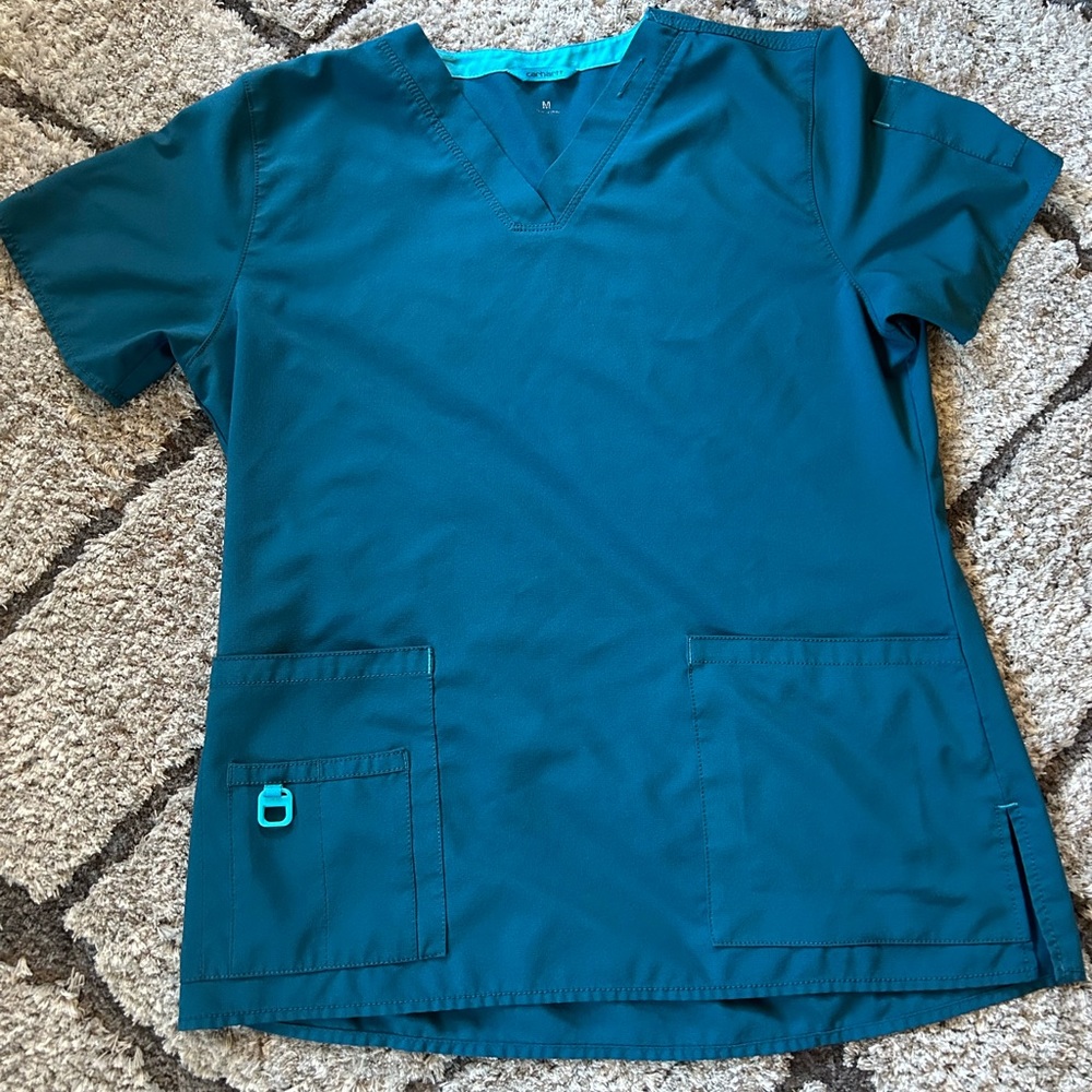 Carhartt scrub set with matching off brand pants
